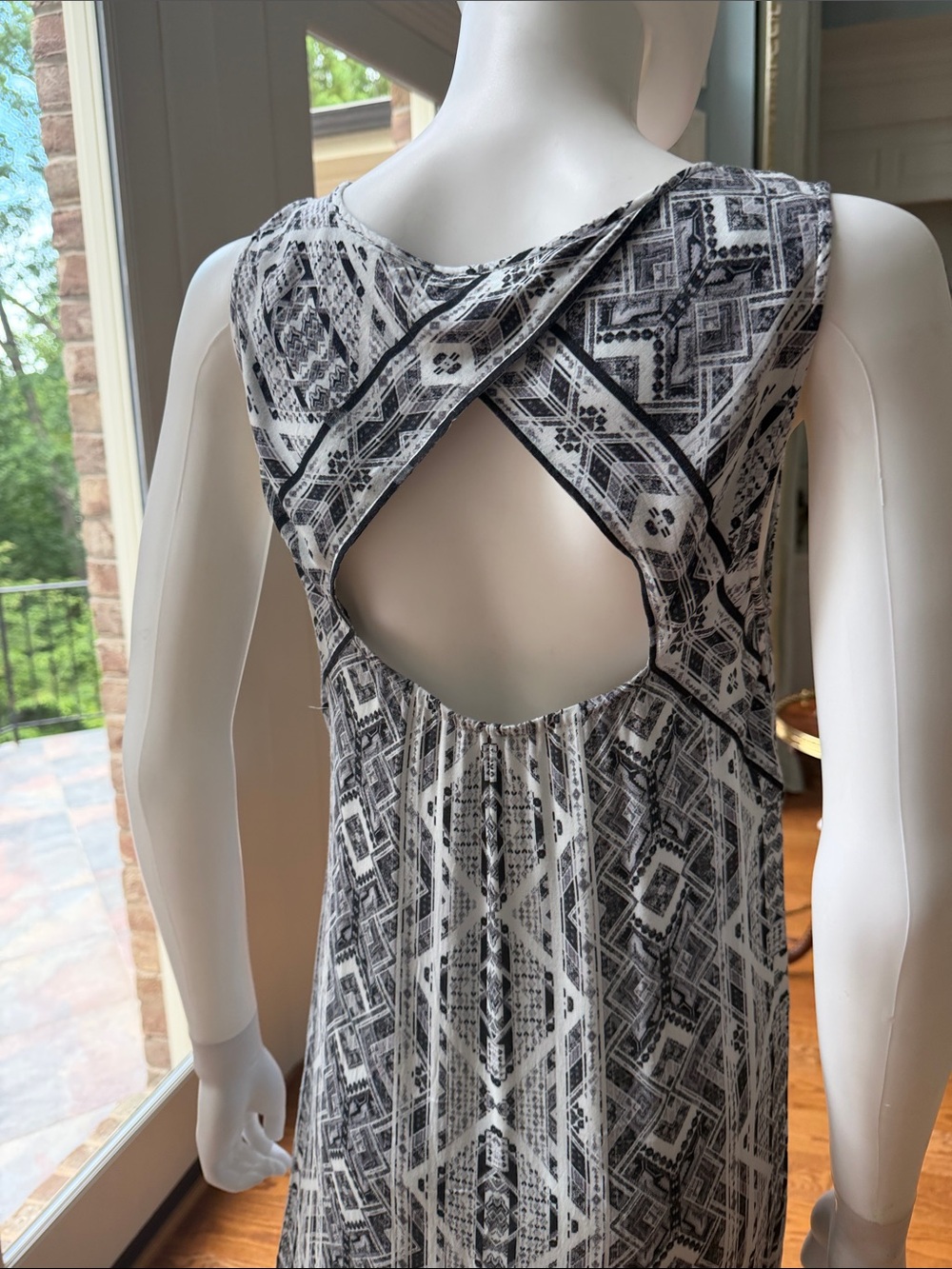 Splendid Black and White Printed Maxi Dress - Picture 6 of 12